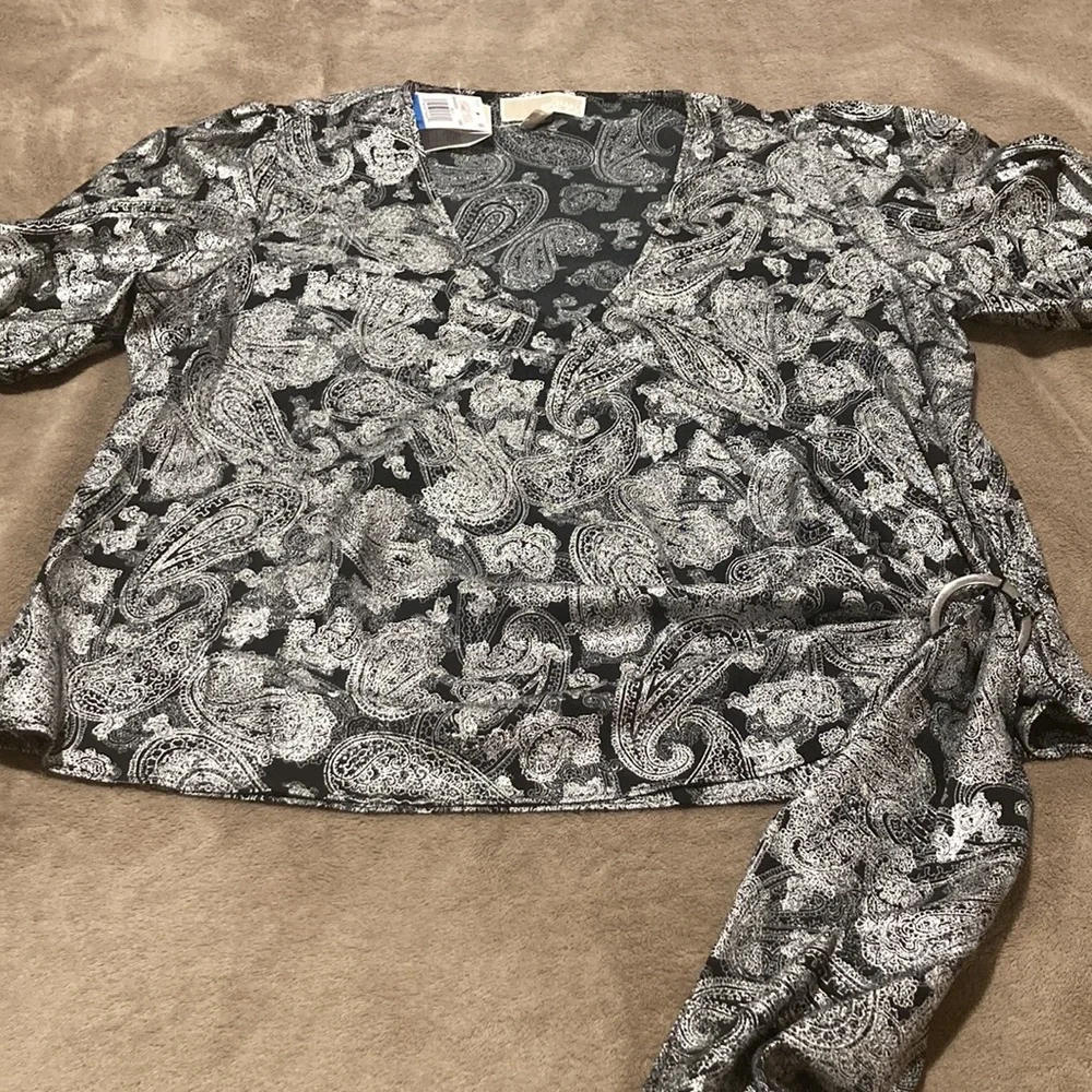 MICHAEL MICHAEL KORS Metallic Paisley Wrap Top - Picture 6 of 11